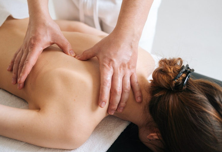 Классический лечебный массаж с аккупунктурой